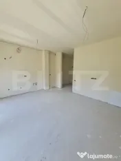 Apartament semidecomandat, 49 mp utili, gradina de 95 mp, pa 