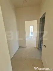 Apartament semidecomandat, 49 mp utili, gradina de 95 mp, pa 