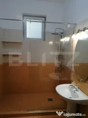 Spatiu de birou, 2 camere, semidecomandat, cu gradina la cas 