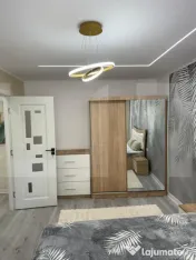 Apartament trei camere, 67 mp, zona Sagului 