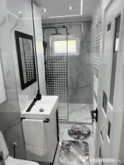 Apartament trei camere, 67 mp, zona Sagului 