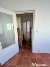 De vânzare Apartament 3 camere în fața Gării Făgăraș 