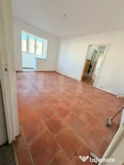 De vânzare Apartament 3 camere în fața Gării Făgăraș 