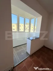 De vânzare Apartament 3 camere în fața Gării Făgăraș 