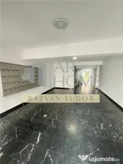Apartament 4 camere de lux, loc de parcare , Ploiesti , zona 