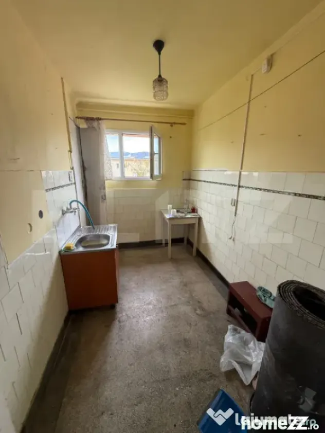 Apartament 2 camere, zona Astra