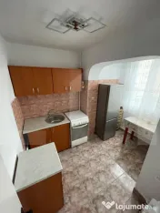 1 camera luminoasa, 36 mp utili, zona Vlaicu 