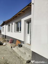 Casa de vanzare, 192 mp, zona Bujac 