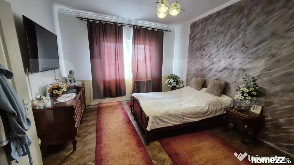 Casa 4 dormitoare, 220 mp, teren 500 mp, zona Titulescu