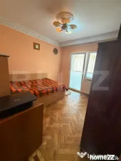 Apartament cu 3 camere, etaj 1, zona Calea Obcinelor 