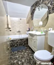 Apartament 2 camere, 38 mp, curte de 30 mp, parcare, zona Ma 