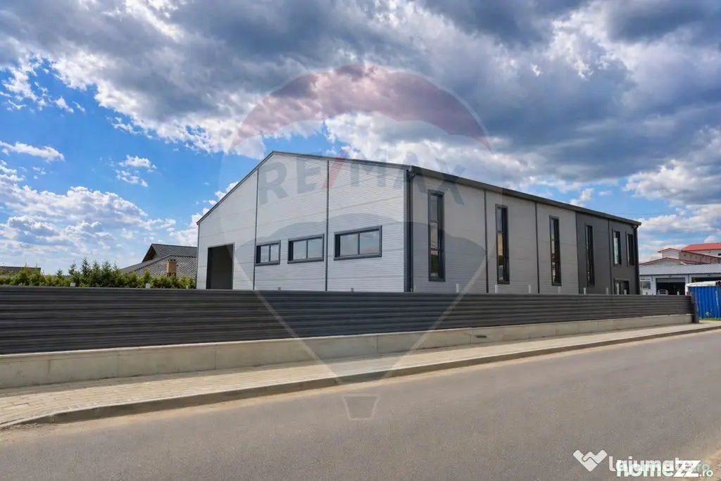 Hală industrială de închiriat – 560 mp si curte
