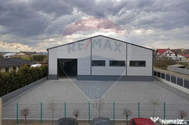 Hală industrială de închiriat – 560 mp si curte