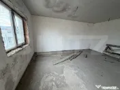 Casă cu 4 camere, 250 mp și un teren de 800 mp - zona Bră 