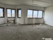 Casă cu 4 camere, 250 mp și un teren de 800 mp - zona Bră 