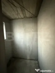Proprietate 2 case, 223 mp, teren 1.676 mp, zona Lupeni 