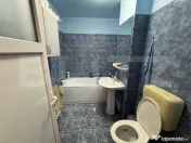 Apartament cu 3 camere de vanzare, 78 mp, zona Carpati 2 