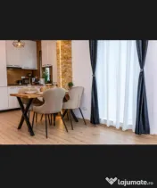 Apartament de lux 2025 | Jacuzzi, curte privată | Vedere Ca 