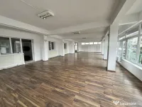 Spatiu comercial de vanzare, 5 incaperi, 220 mp, zona centra 