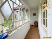 Casa cu farmec rustic teren privat de 3.315 mp, Borosneul 