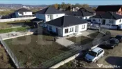Casa individuala cu 3 camere,700 mp teren, zona Kaufland-Cet 