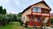 Casa individuala 4 camere, 130 mp, zona Valea Calugareasca, 
