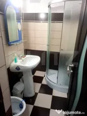 Apartament 3 camere, 50 mp, zona Micro 6 