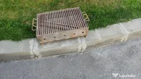 Grătar grădină cu picioare metalice 