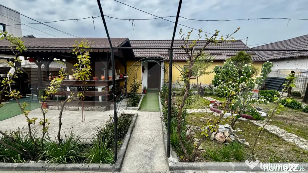 Casă parter 100 mp utili, teren 434 mp, zona Brestei - Craiova (Dolj)