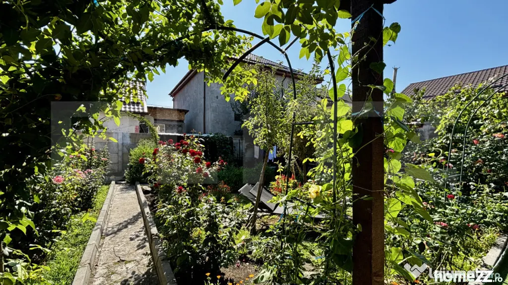Casă parter 100 mp utili, teren 434 mp, zona Brestei - Craiova (Dolj)