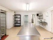 Fabrica de produse lactate birouri 1.300mp teren, Ilieni, 