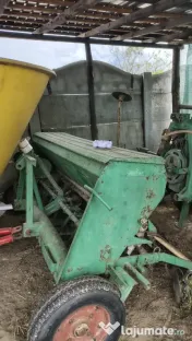 Vând Tractor Fiat în stare bună de funcționare + UTILAJE