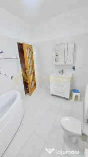 CASA INDIVIDUALA CU PISCINA METROU APARATORII PATRIEI 