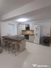 Apartament 4 camere 100 mp de inchiriat str Magurii 