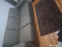 Vând o canapea cu 3 locuri 