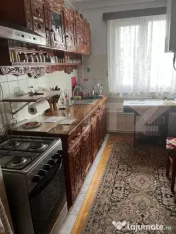 Apartament 3 camere | 64 mp + balcon 7 mp | Etaj 3/4 | Măn? 