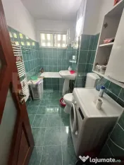 Apartament 3 camere | 64 mp + balcon 7 mp | Etaj 3/4 | Măn? 