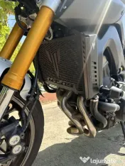 Moto Yamaha MT-09 Sport Tracker Edition 