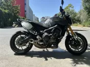 Moto Yamaha MT-09 Sport Tracker Edition 