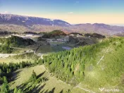 Teren 17590 mp în Fundata, lângă Cheile Grădiștei, B... 