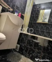Vand apartament trivale 