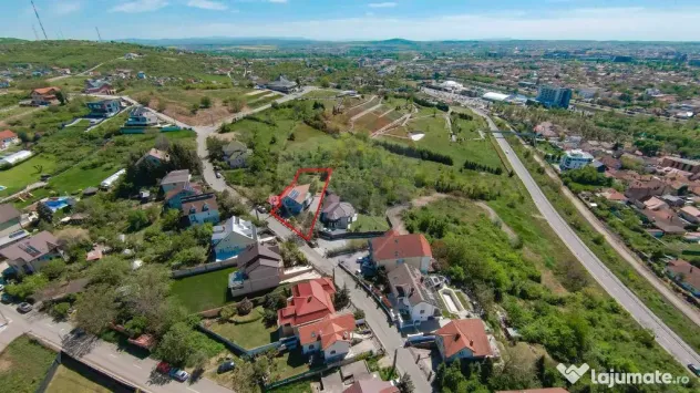 Vilă cu priveliște spectaculoasă, de vânzare, Dealul ...