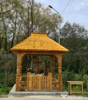 Execut la comandă lucrări din lemn de stejar masiv cu sculptură sau fară 
