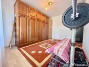 Apartament 3 camere, 65 mp, parcare, intermediar, zona Teilo 