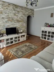 Apartament 3 camere, 54 mp, zona Craiovita Nouă 