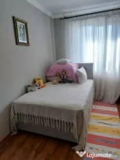 Apartament 3 camere, 54 mp, zona Craiovita Nouă 