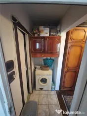 Decomandat 3 camere vis-a-vis de Noul Mall 