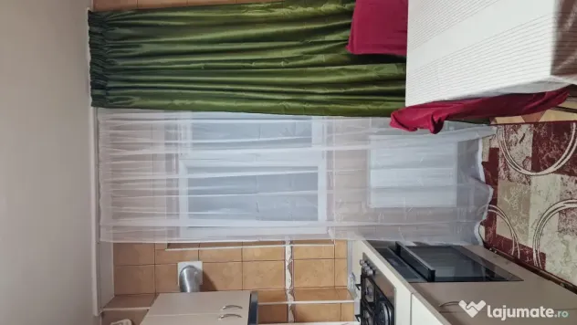 PARTICULAR, inchiriez apartament 2 camere in zona Chisinau / Mega Mall