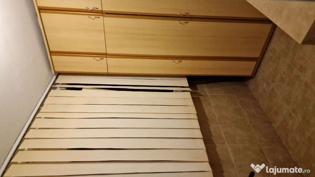 PARTICULAR, inchiriez apartament 2 camere in zona Chisinau / Mega Mall