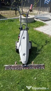 Vând motocoasă 